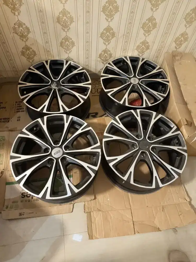 JUAL CEPAT VELG ORIGINAL HONDA MUGEN SAYA SENDIRI, SIAP PAKAI