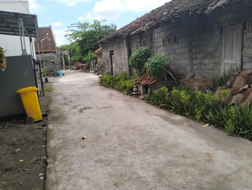 Tanah Maguwoharjo timur Jogja bay di nglarang