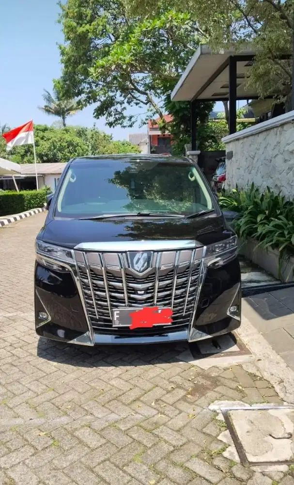 Dijual Toyota Alphard 2.5 G AT 2022 – Km 52.000, Plat F Bogor