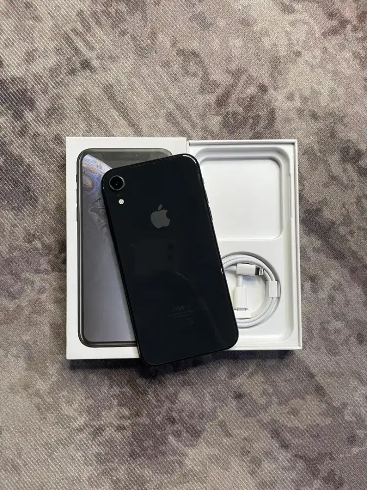 iPhone XR 128 resmi ibox