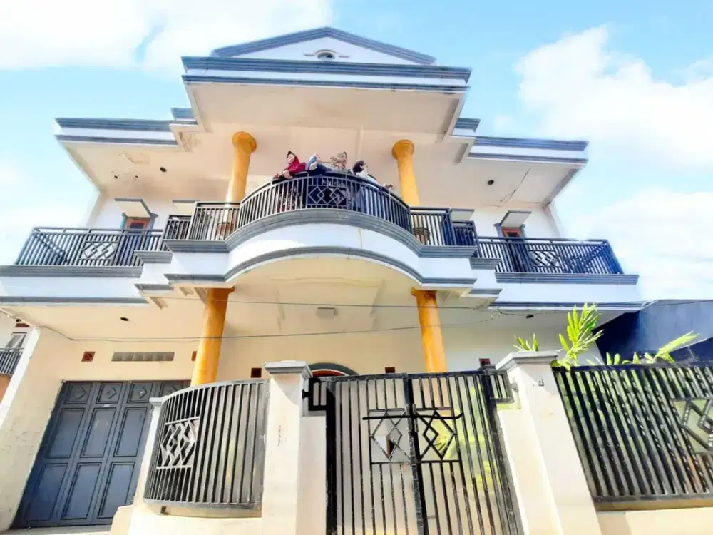 Dijual Rumah Lux Arsitektur Cibaduyut Bandung