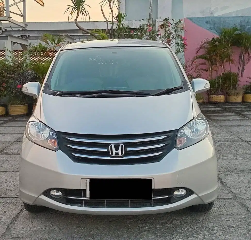 TDP 10 JT Honda Freed PSD 2011