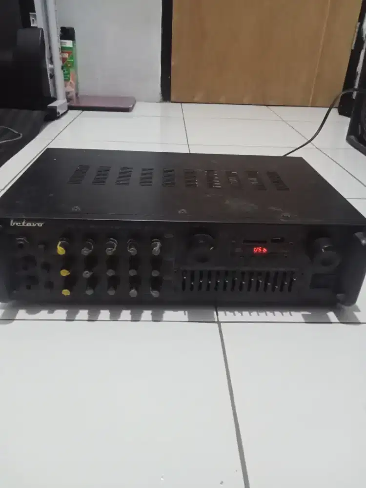 Amplifier Mixer karaoke BETAVO