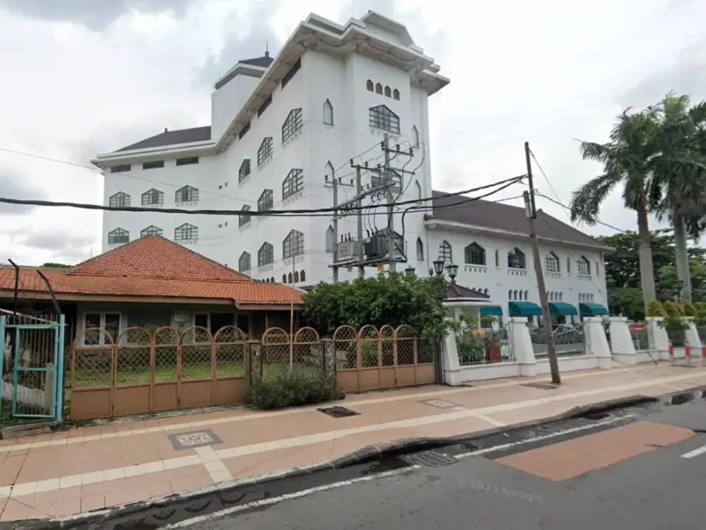 Rumah Hitung Tanah Raya Darmo Non Cagar Budaya Strategis Komersial