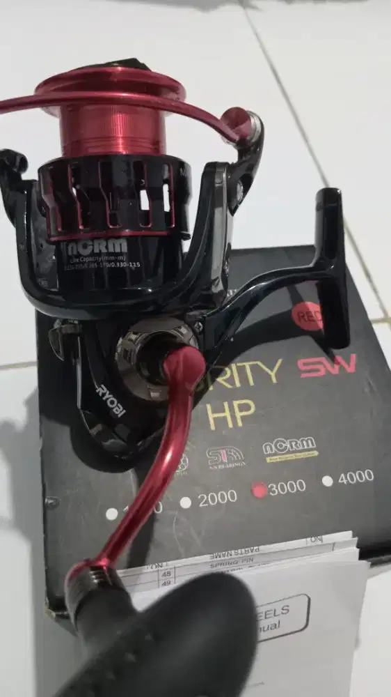 Reel Ryobi Maturity black red 3000, masih gress, ngga jadi pakai