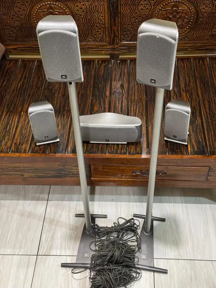 Speaker satelite jbl