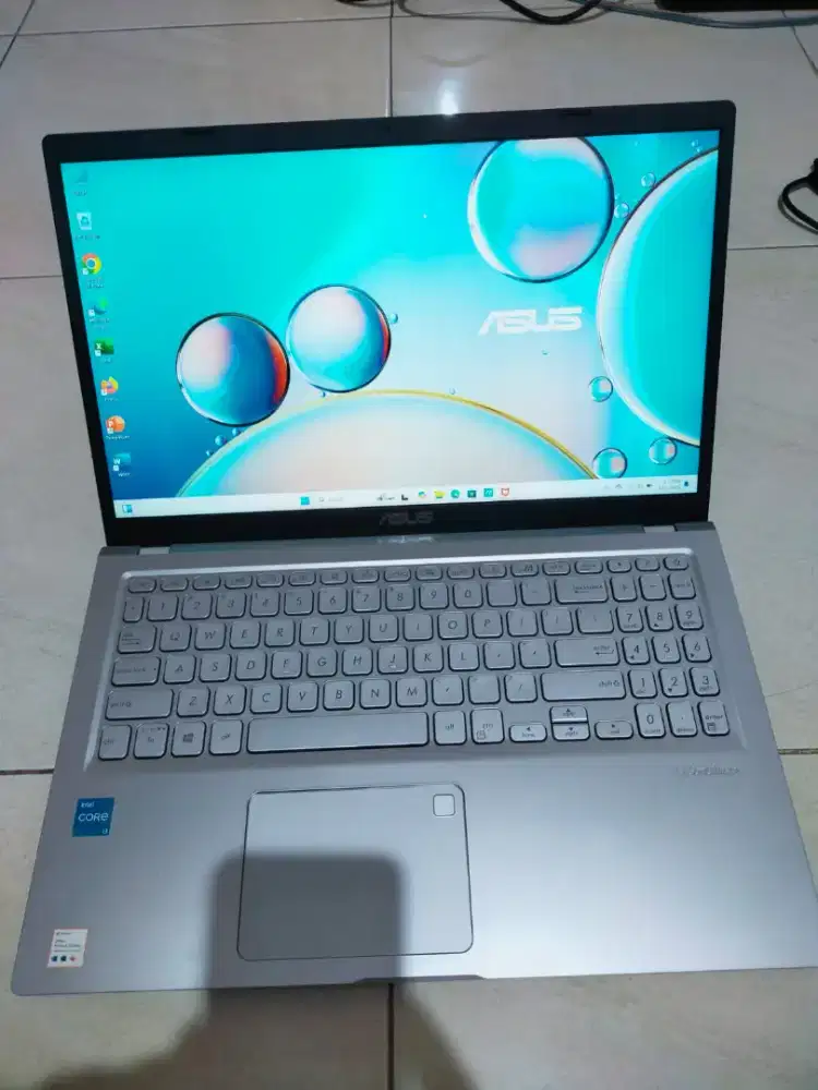 Dijual laptop Asus Vivobook A516EA intel i3 gen 11 ram 8GB SSD 512GB