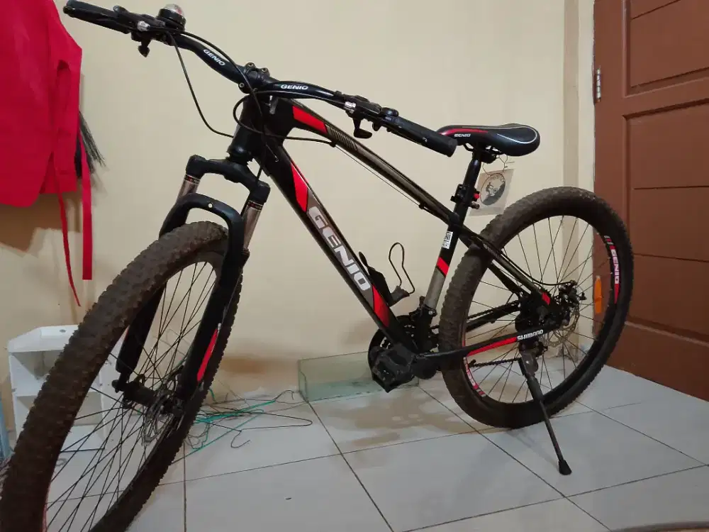 Sepeda Genio bekas