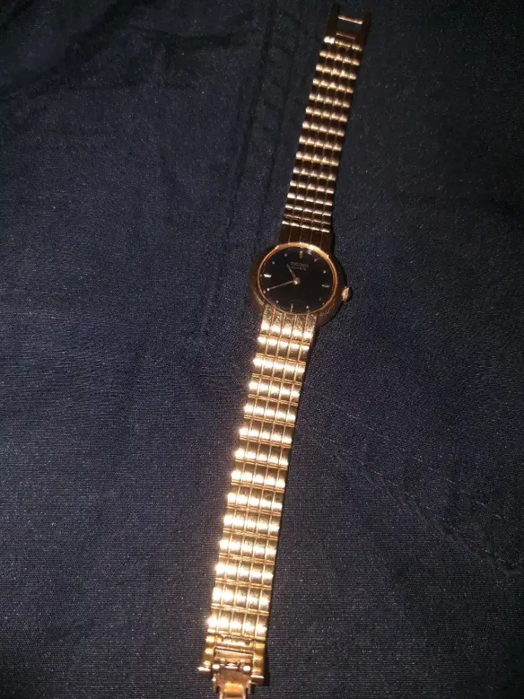 Jam seiko wanita gold plate