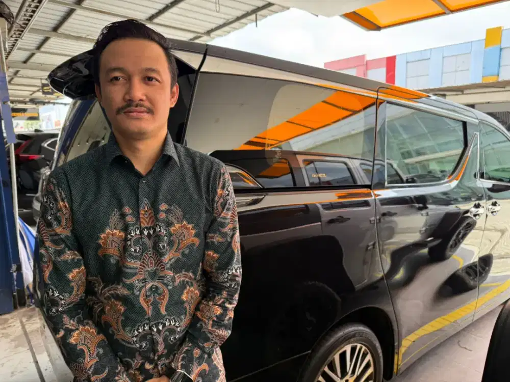 Rental Sewa  mobil Alphard Vellfire jakarta VIP