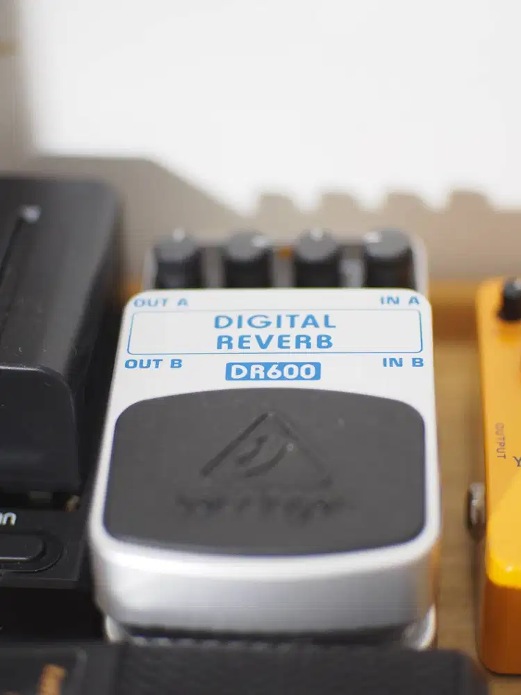 DR600 REVERB (LIKE NEW)