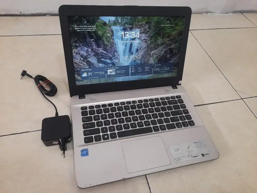 ASUS 14 INCH X441M.WINDOWS 11 PRO.RAM 4GB.HDD 1TB