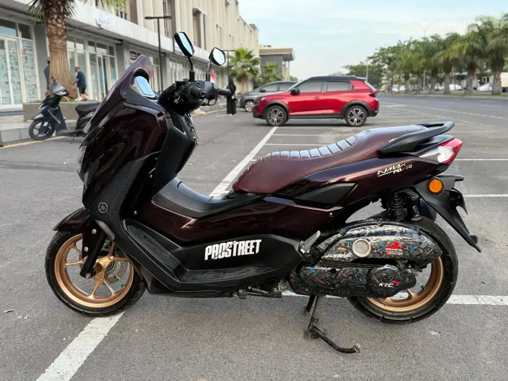 Nmax 2022 like new
