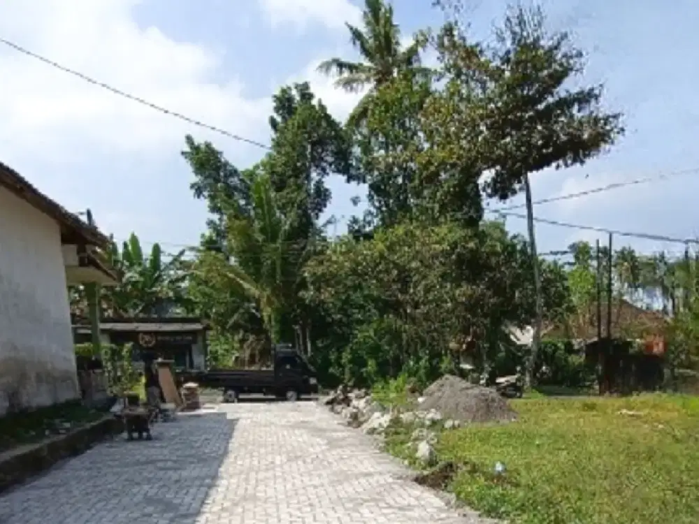 Tanah Jl. Magelang Lokasi Sleman di Tempel