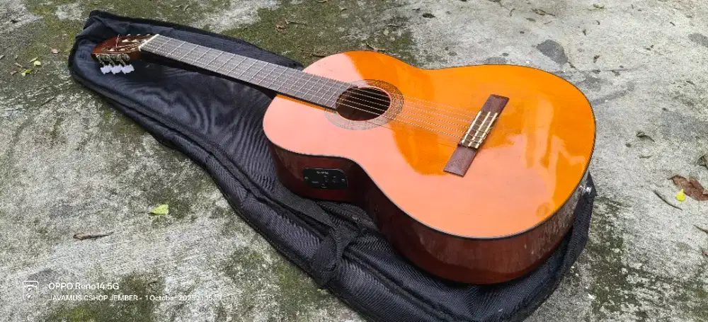 YAMAHA CGX-102 akustik elektrik nilon