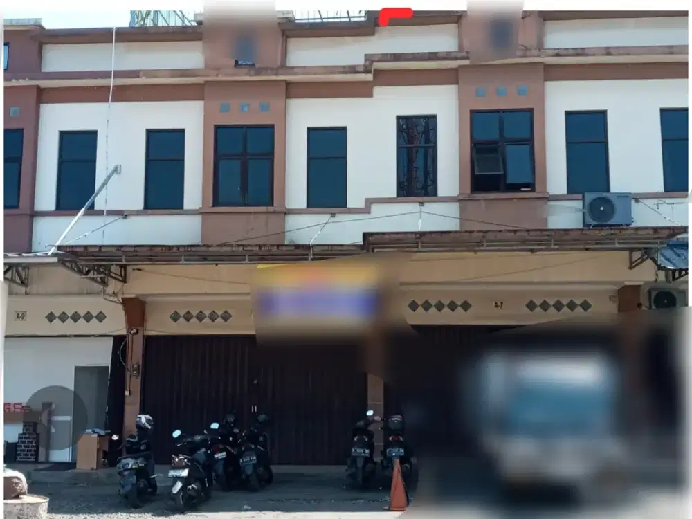 Ruko 2.5 Lantai Parkiran Luas Cocok Untuk Kantor Gudang