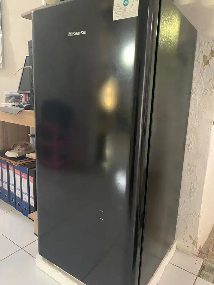 HISENSE KULKAS 1 PINTU BESAR