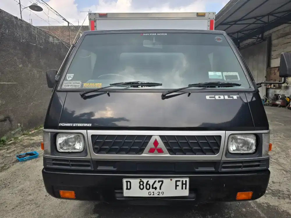 L300 box km 40rb asli box tingi istimewa sekali seperti baru