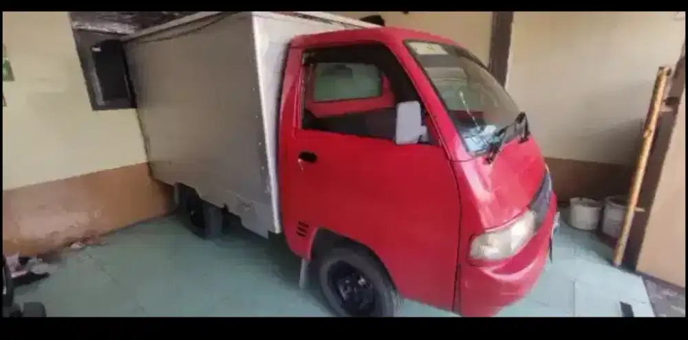 Jual Cepat Mobil Box Suzuki carry 2011