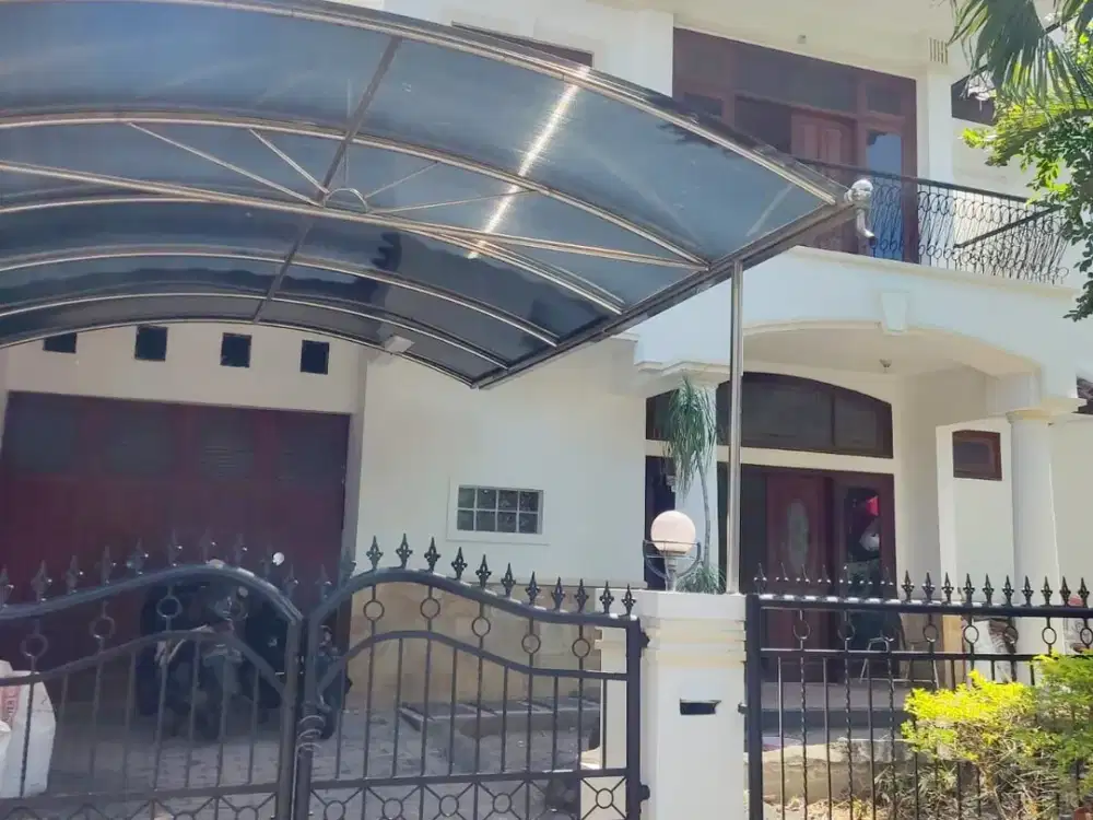 Termurah Rumah 2 Lt Terawat Villa Bukit Mas