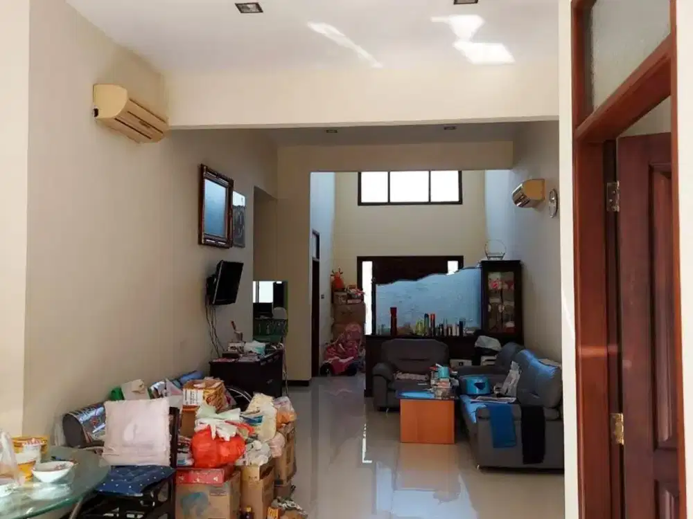 Termurah Rumah 2 Lt Terawat Villa Bukit Mas