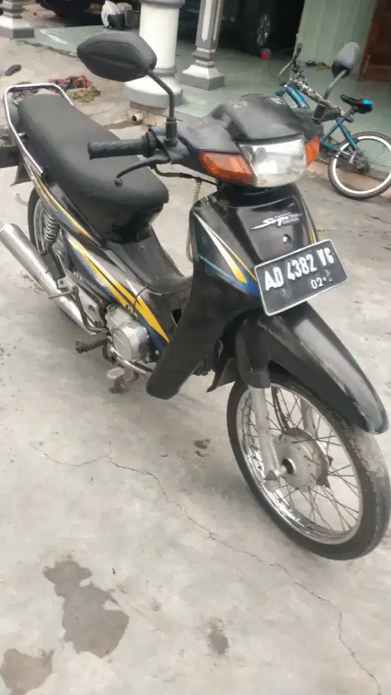 Supra x 2001 mesin bagus irit masih standard