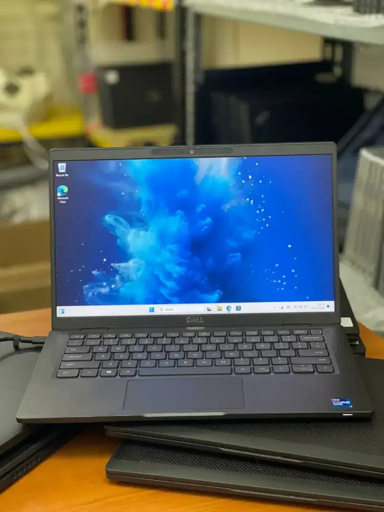 DELL LATITUDE 7320 core i7-1185G7 Ram 16Gb SSD 512Gb