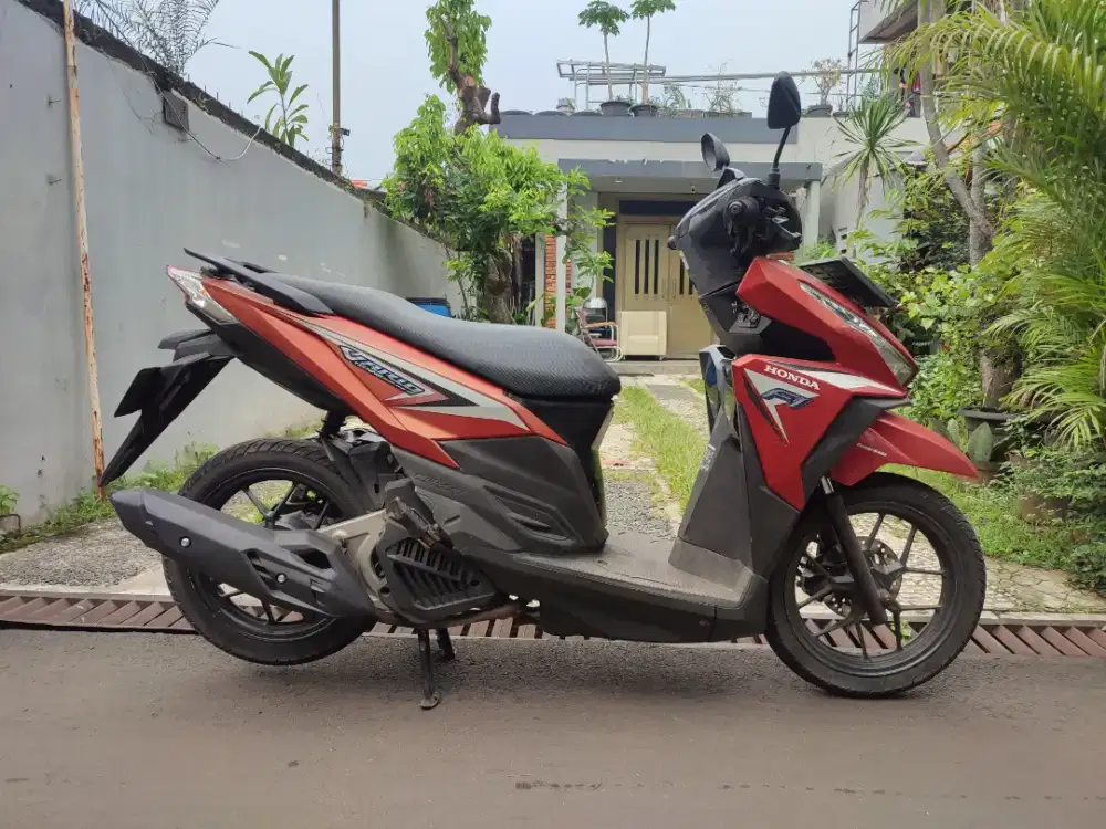 JUAL VARIO 125 TAHUN 2015