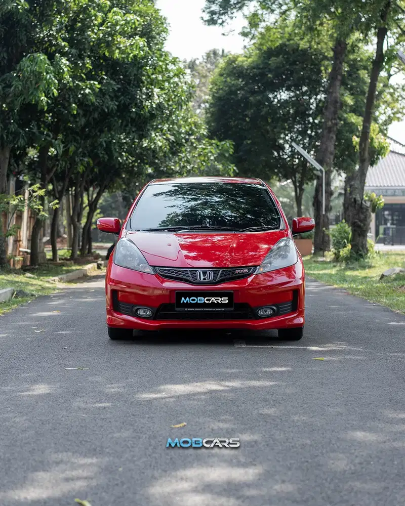 DIJUAL MURAH Honda Jazz 2014 Bensin