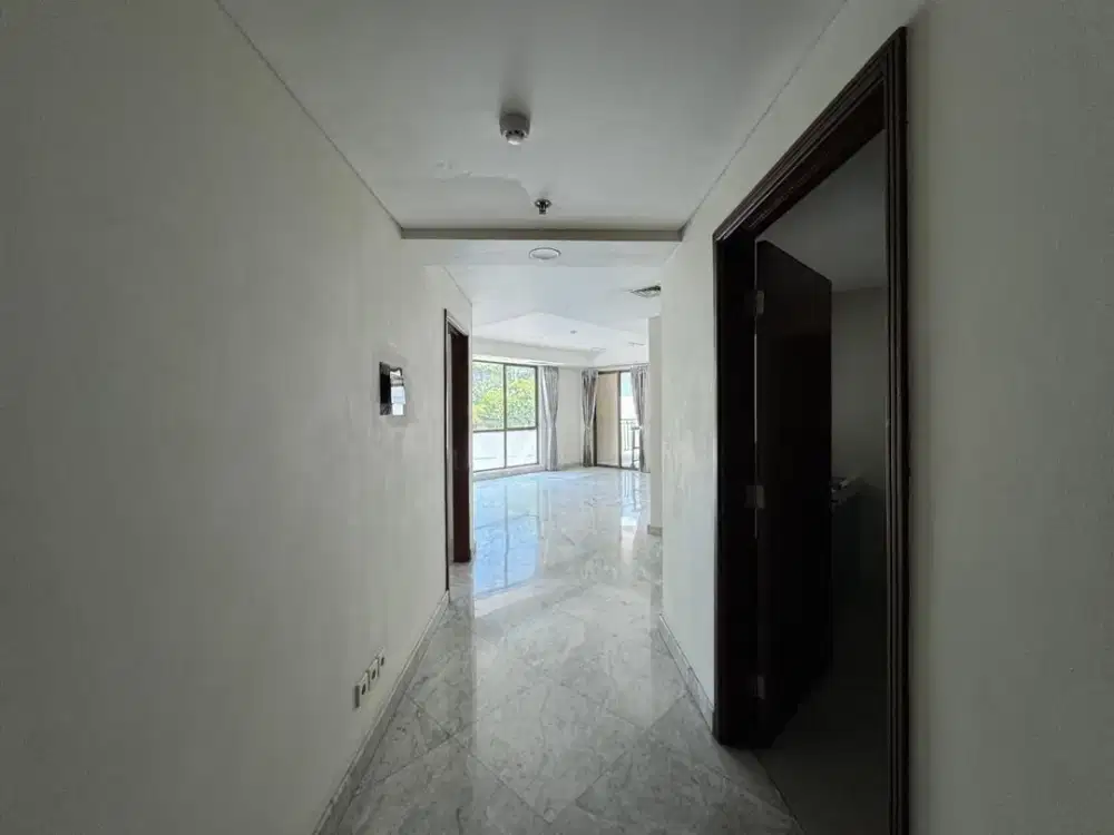 Disewakan Kondominium Regency Tunjungan Plaza