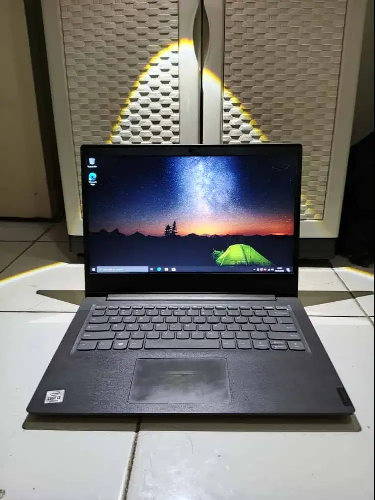 Laptop Lenovo V14 Core i3-1005G1 4GB SSD ( Baca Deskripsi )