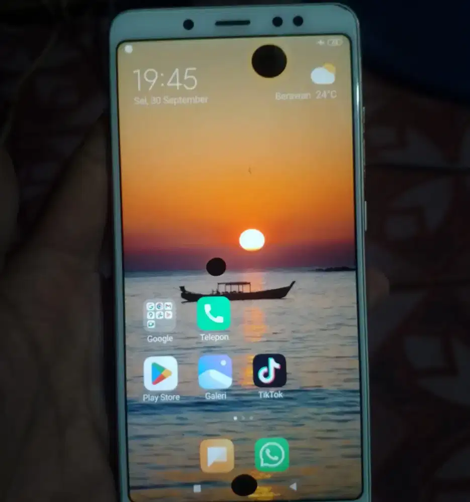 redmi note 5 4/64gb ori belum pernah servis