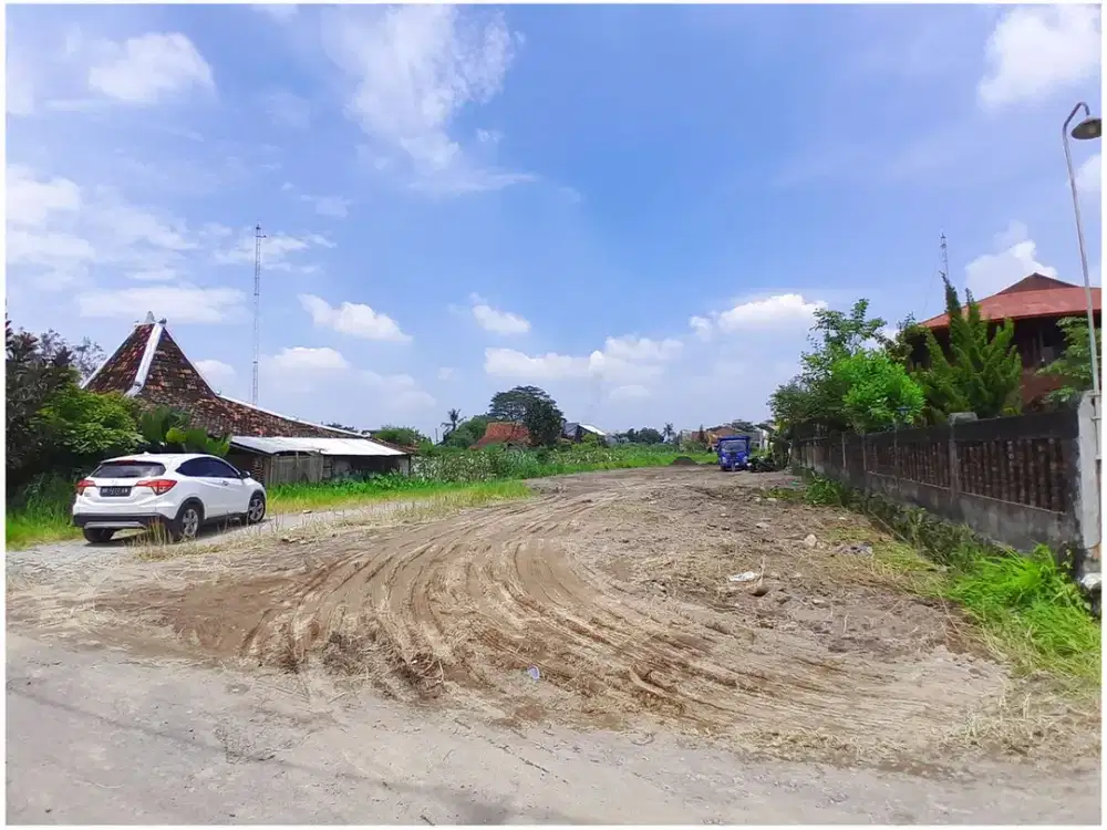 View Sawah Tanah di Jl Damai Dekat HYATT Jogja