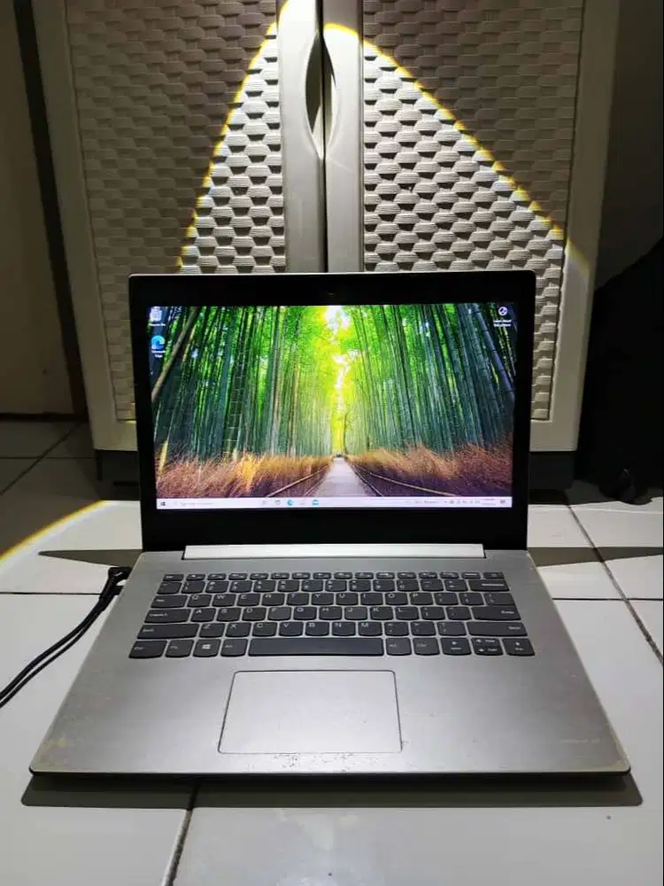 Laptop Lenovo Ideapad 320 AMD SSD ( Baca Deskripsi )
