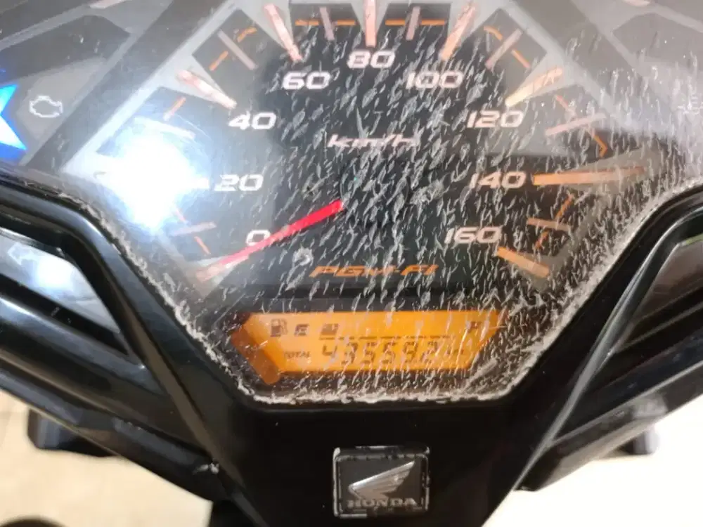 JUAL HONDA VARIO LED OLD 125 2017 KM 43 RB