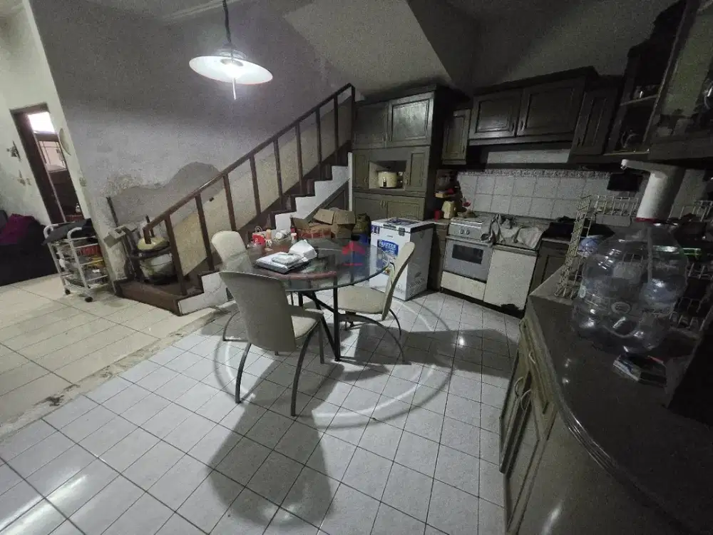 Dijual Ruang Usaha di Raya Tubagus Ismail, Bandung