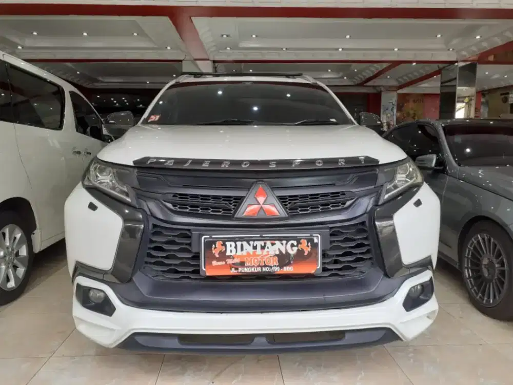 PAJERO SPORT DAKAR AT 2016 PUTIH / MODEL THN 2017 (BINTANG MOTOR)