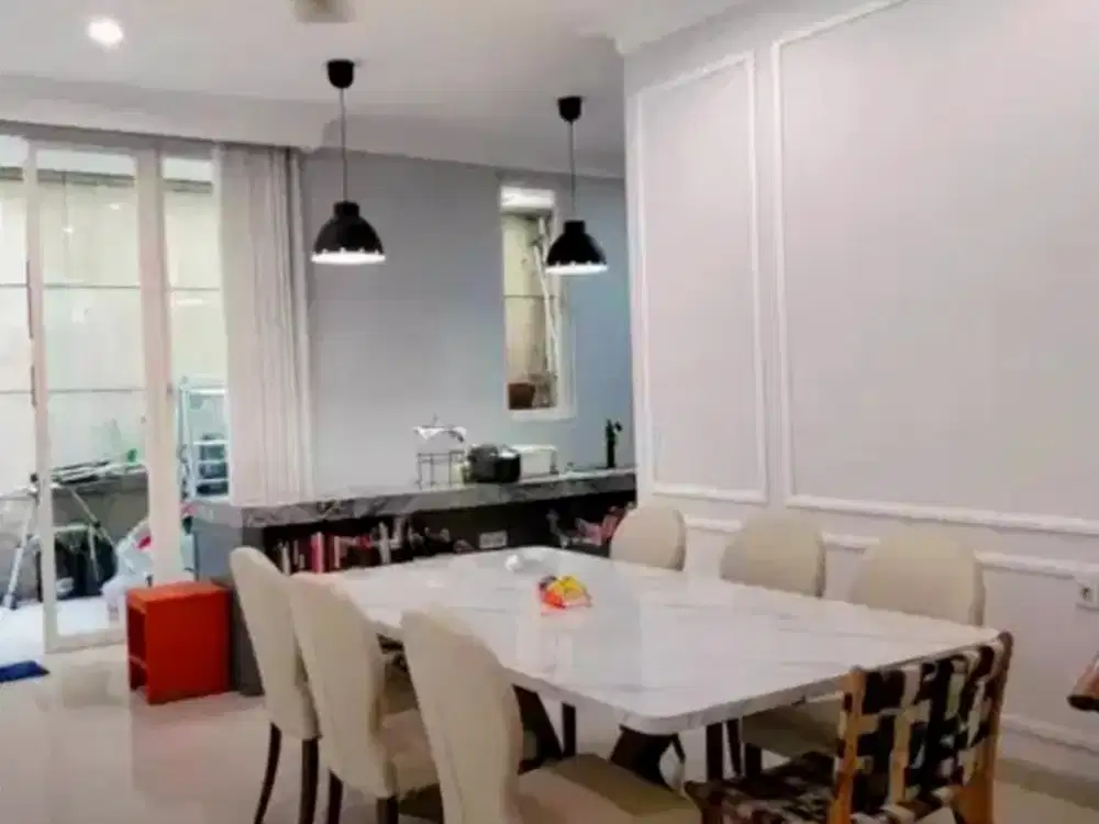 Termurah Rumah Minimalis 2 Lt Pakuwon Indah