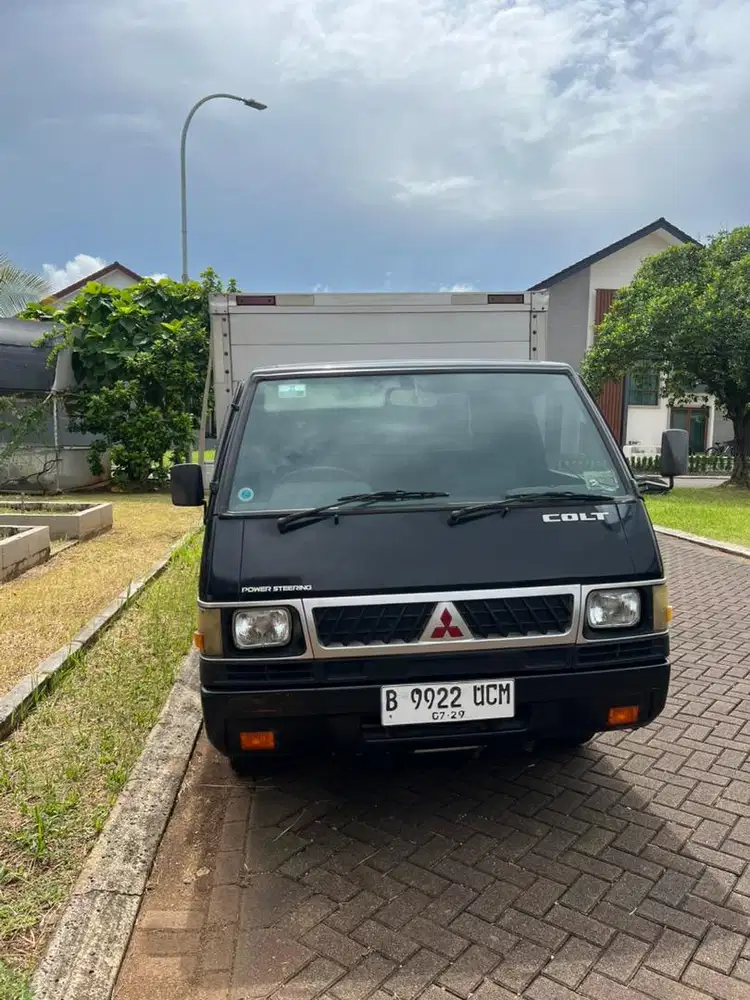 Mitsubishi L300 box 2014