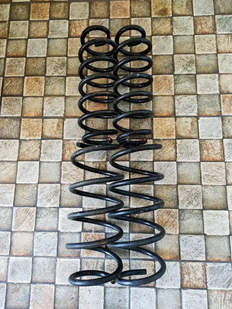 Per Original Mobilio Brio Freed BR-V Satu Set Depan Belakang