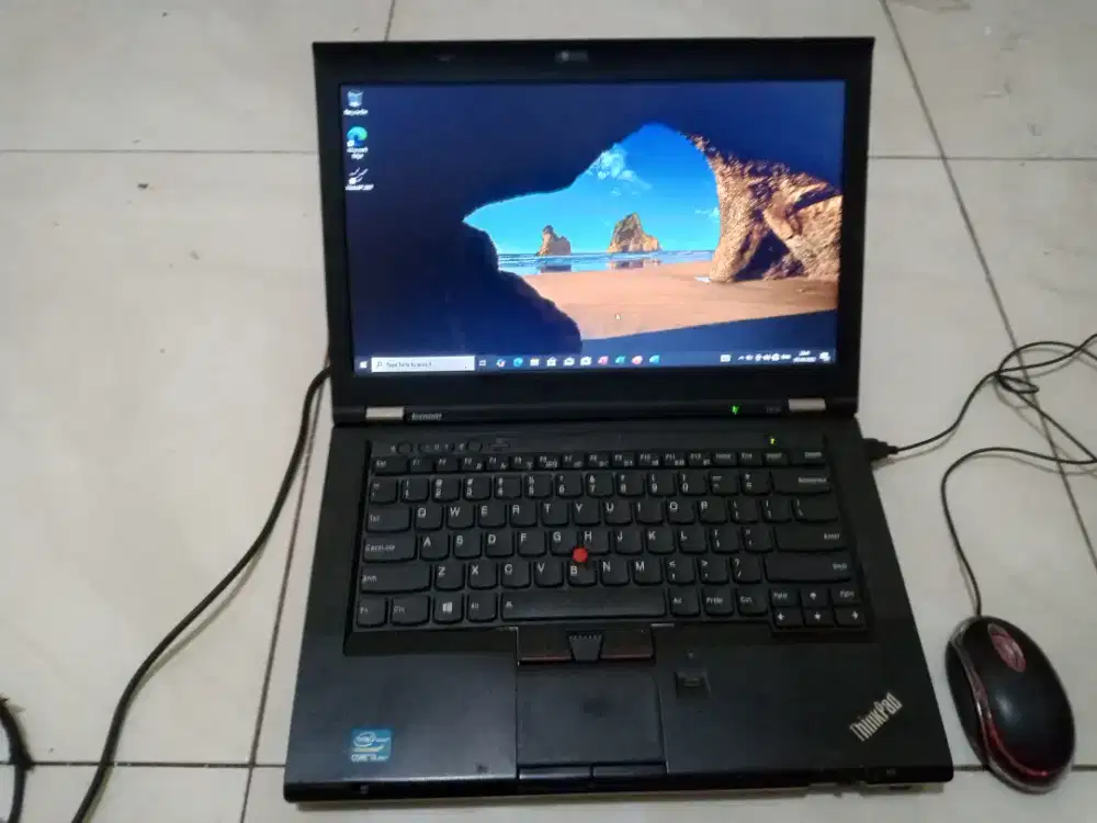 Laptop lenovo thinkpad i5 ram 8 ssd ngebut