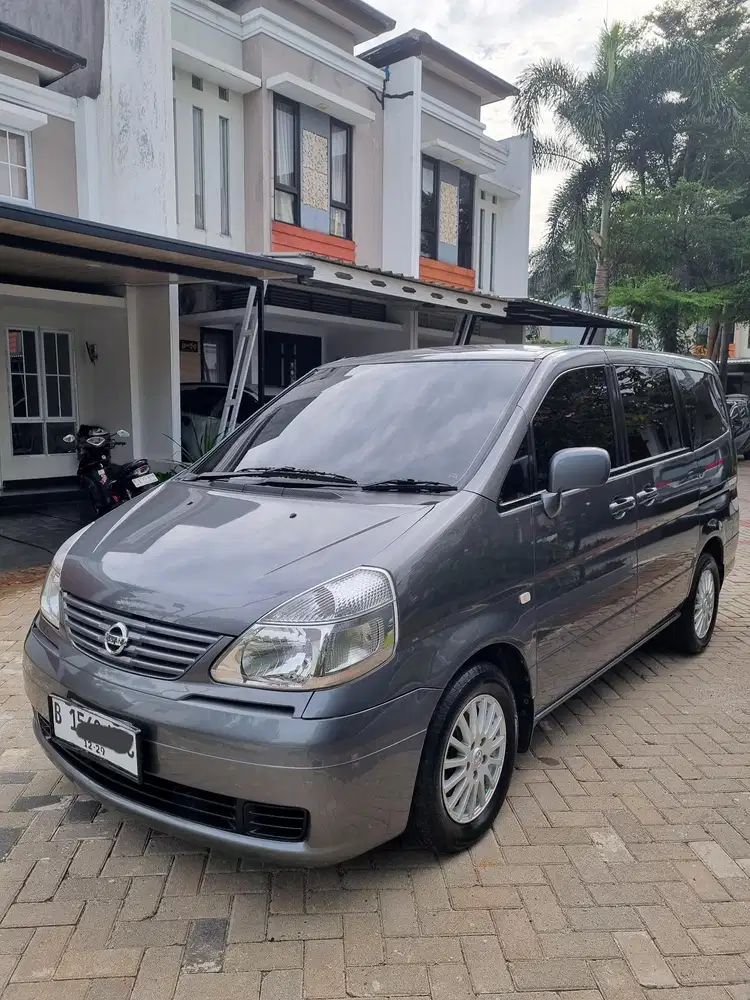 Nissan Serena 2009 Bensin