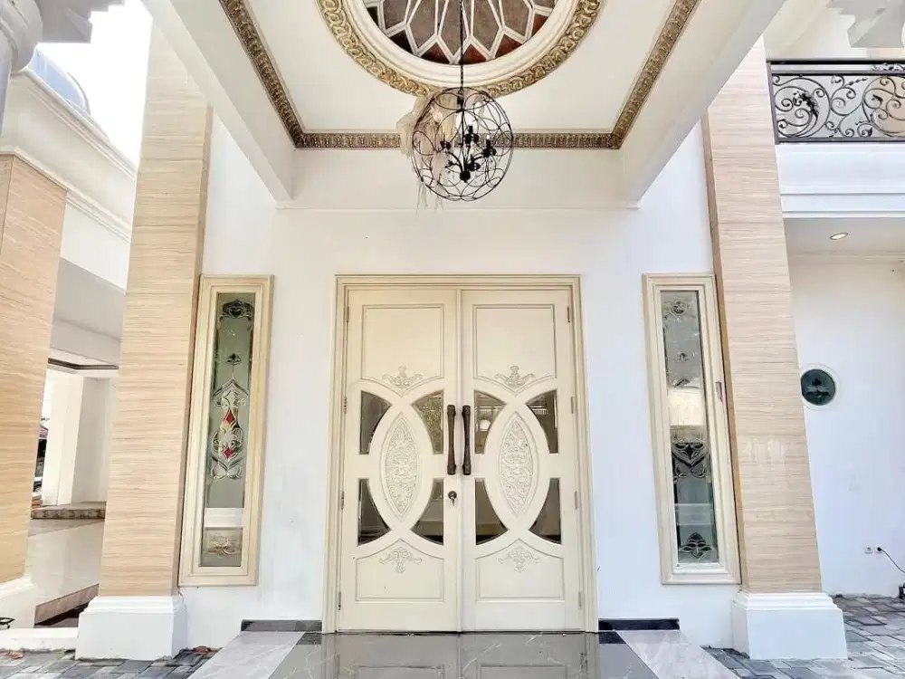 Termurah Rumah 2 Lt Lux Pusat Kota Dekat Raya Darmo