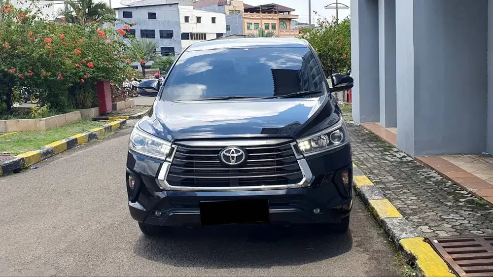 Toyota Innova Reborn 2.4 V Diesel 2TV AT Facelift 2021 Like New Low Km