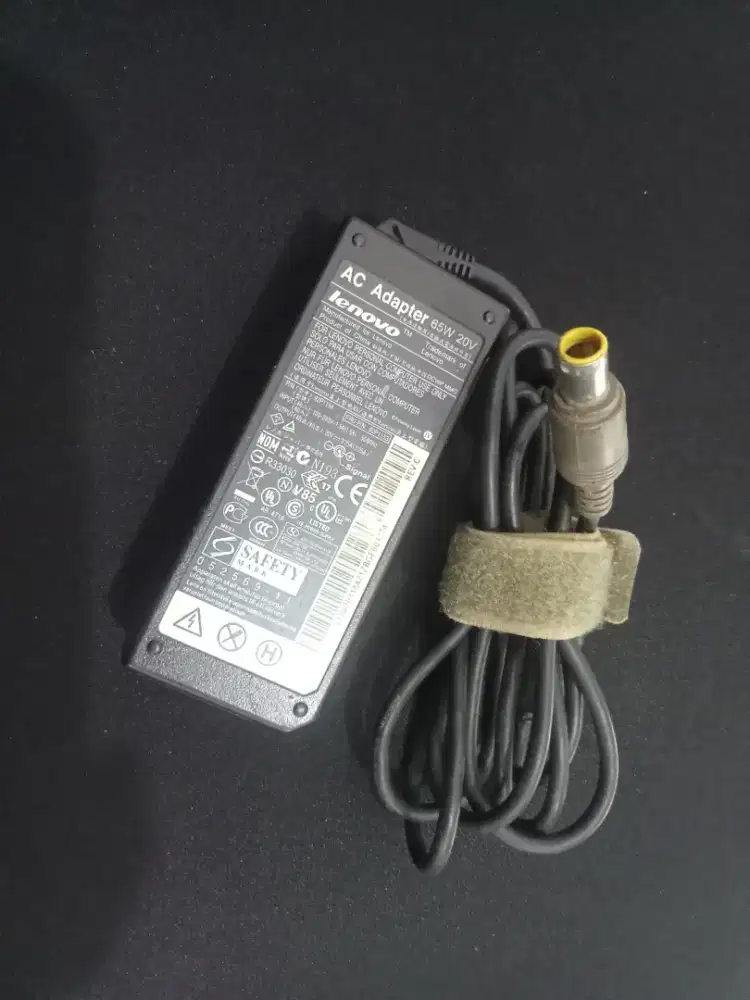 Charger Lenovo 20v 3,25a