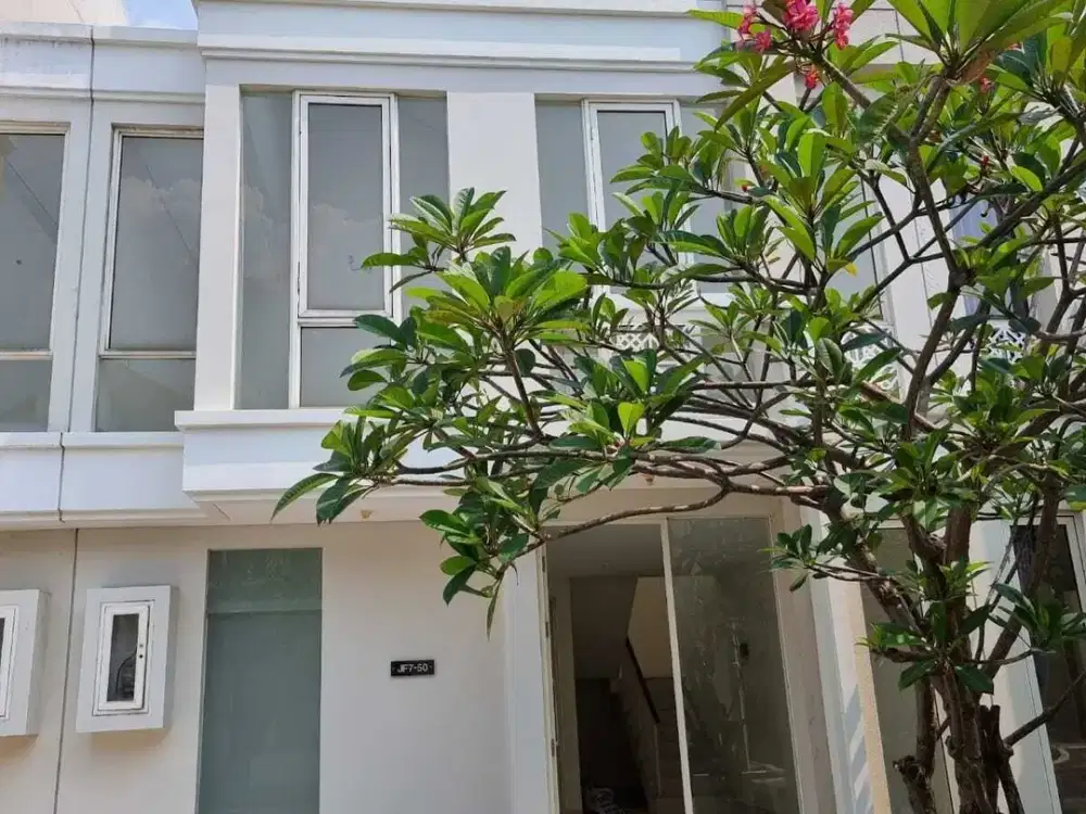 Termurah grand pakuwon siap huni dekat margomulyo