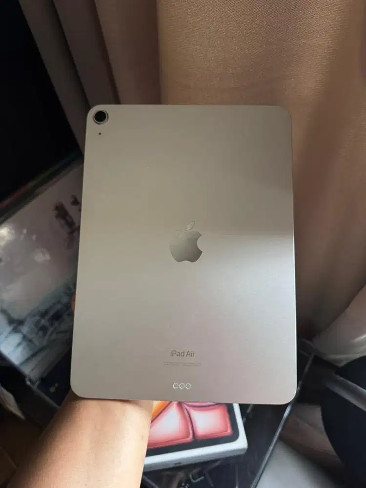 ipad air 6 M2 128gb wifi only ibox