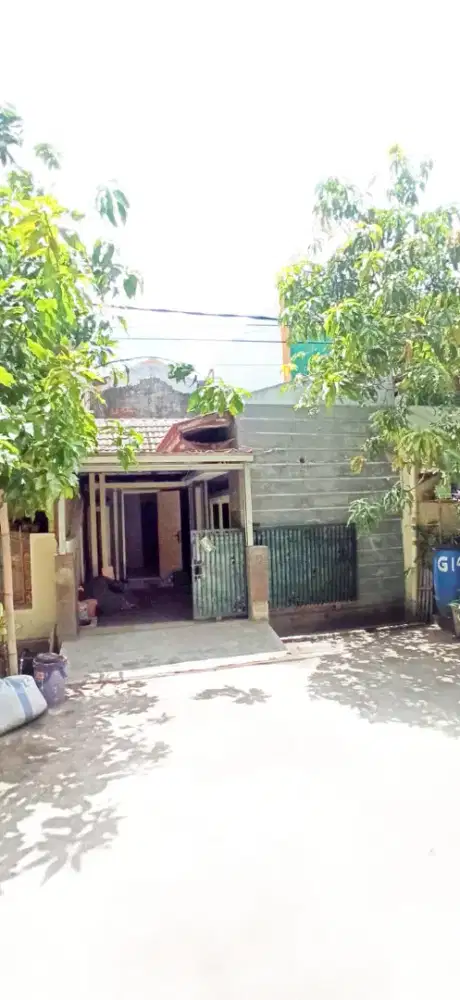 Rumah baru renovasi, tidak banjir cocok utk keluarga