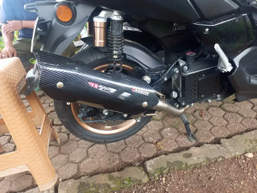 Knalpot R9 Yoshimura nmax