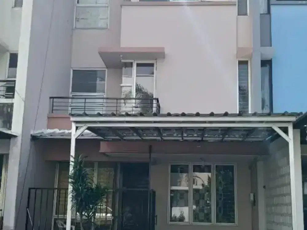 Disewakan Cepat Rumah Siap Huni di Perumahan Puri Grisenda PIK, Jakarta Utara